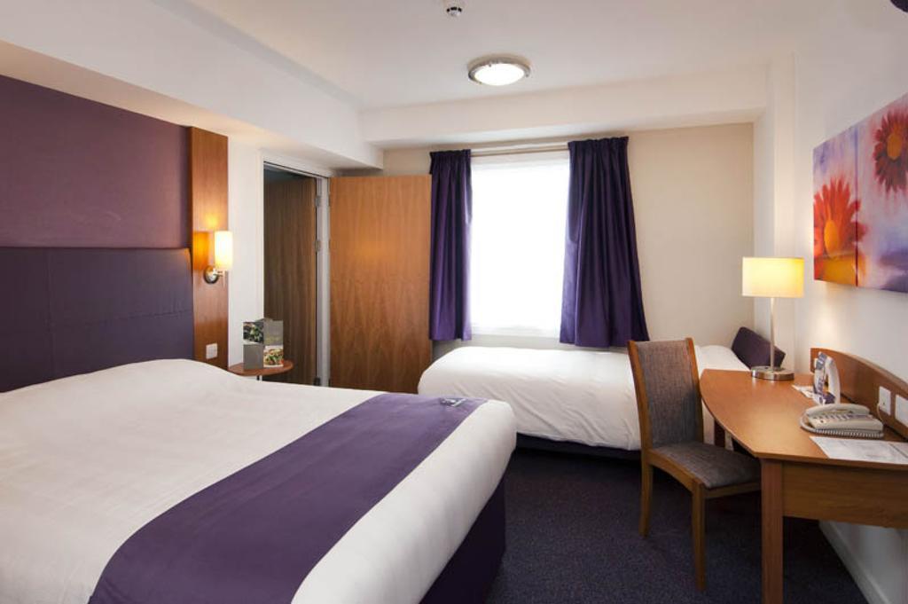Premier Inn Newcastle Quayside Szoba fotó
